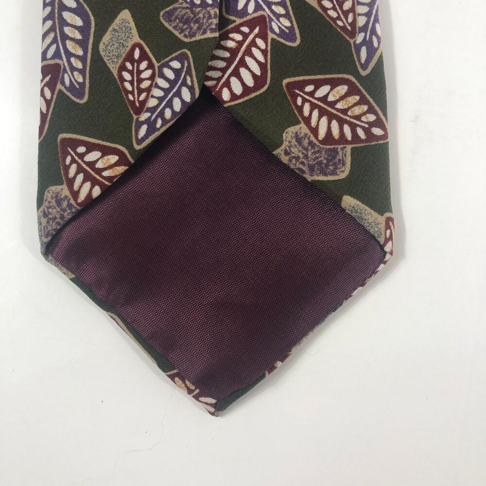 Halston 100% Italian Silk Tie Men's Designer Abstract Leaf Pattern Green Maroon - Picture 7 of 7